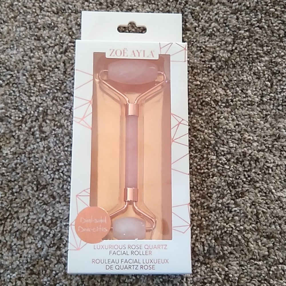 Facial roller